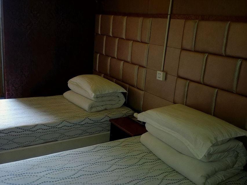 Fast 8 Hostel Hotel in Hangzhou