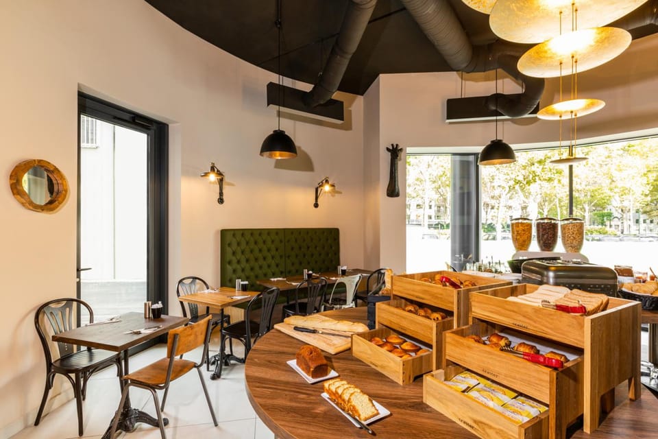 Ibis Styles Puteaux Paris La Defense Hotel in Puteaux