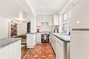 Water's Edge - From £300 Per Night Hotel in Henley-on-Thames