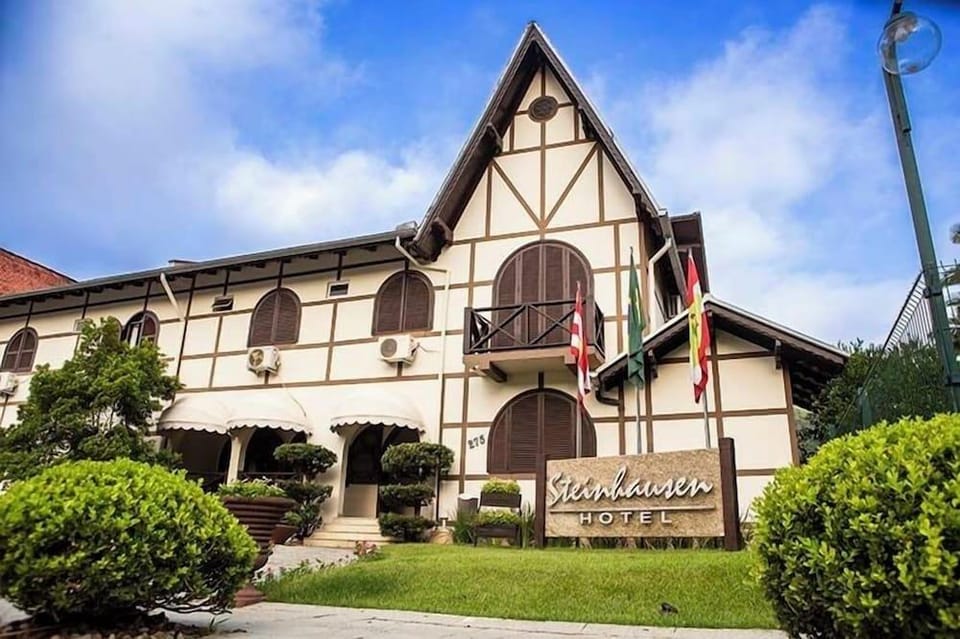 Hotel Steinhausen Colonial Hotel in Blumenau