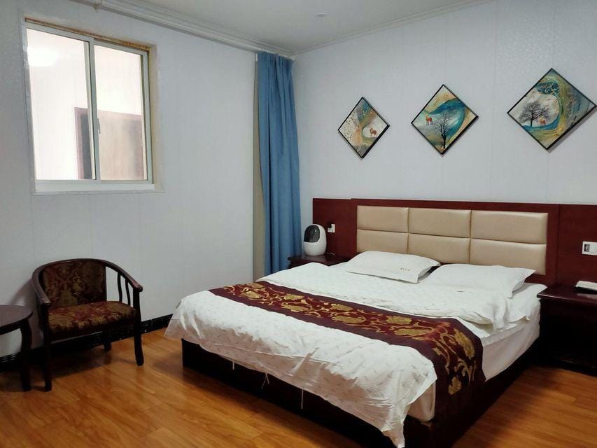 Kunshan Shuguang Hotel (Dianshanhu Branch) Hotel in Shanghai
