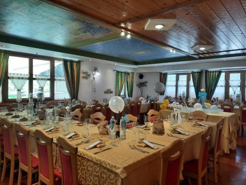 Baita Velon Hotel in Province of Brescia