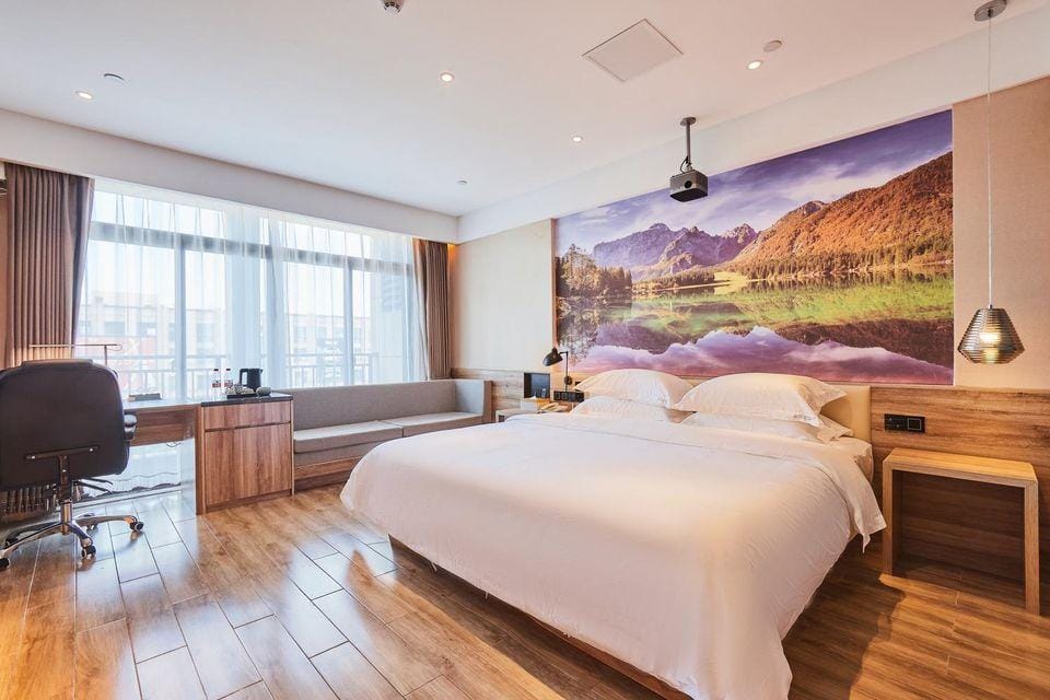 Boya Smart Hotel (Hangzhou Xiaoshan Airport Yipeng Subway Station) Hotel in Hangzhou