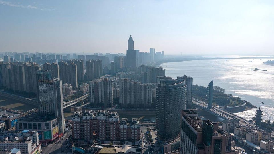 Orange Hotel (Jinghu Park Branch, Zhongshan Road Pedestrian Street, Wuhu) Hotel in Nanjing