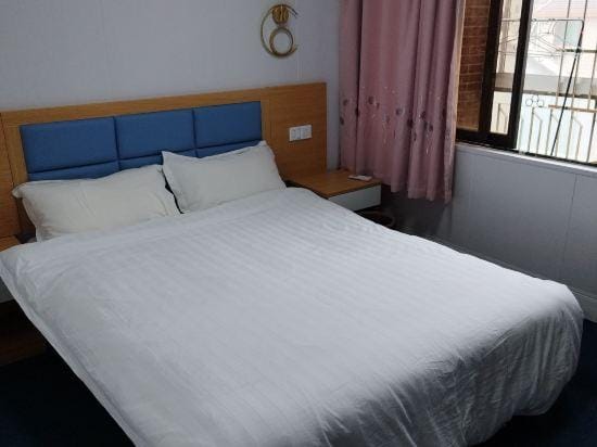 Shanghai Daajie Guest Room Hotel in Shanghai