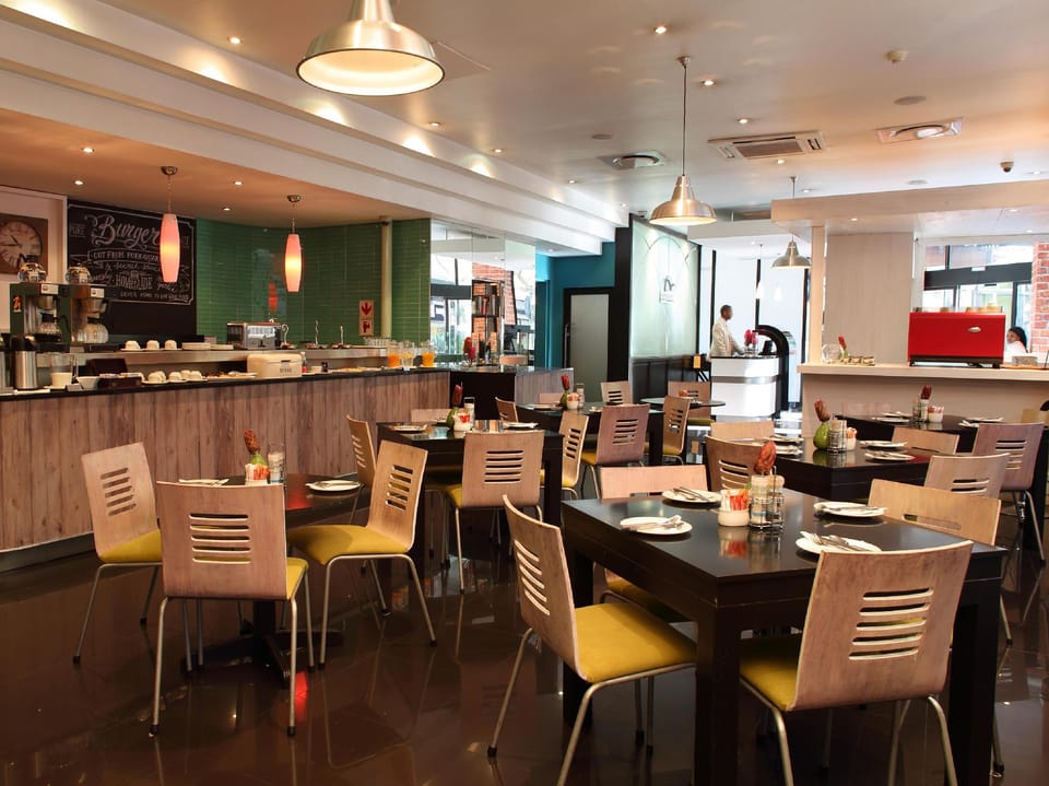 Cape Diamond Hotel Hotel in Cape Town