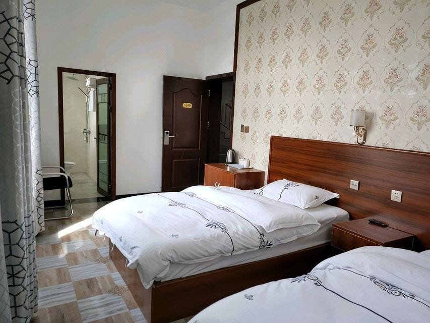 Shengyi Hotel, Shilin Hotel in China