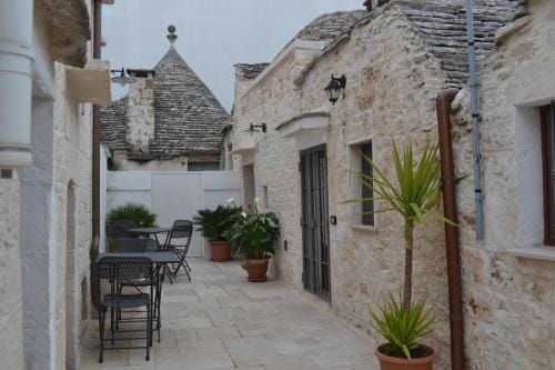 Trullo De Amicis n 5 Hotel in Province of Taranto