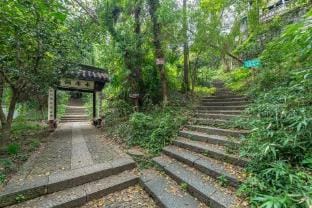 Floral Hotel· Hangzhou West Lake Langya Pavilion tea hotel Hotel in Hangzhou