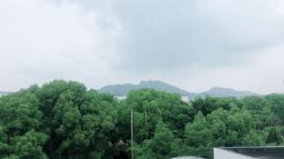 Late Gui·Chujian Hotel (Suzhou Mudu Ancient Town Duchuanqiao Subway Station) Hotel in Suzhou