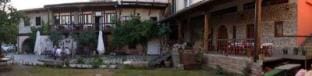 Tradita Gege & Toske Hotel in Montenegro