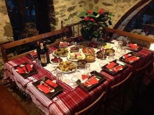 Tradita Gege & Toske Hotel in Montenegro