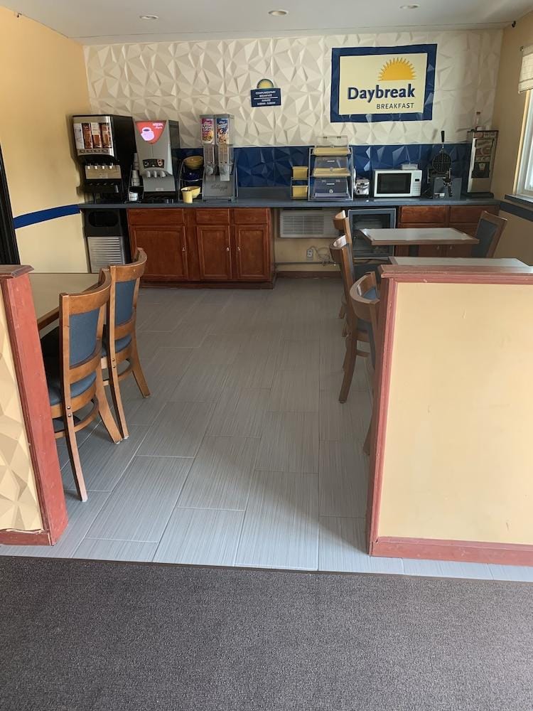 SUNRiSE INN Hotel in Lake Greenwood