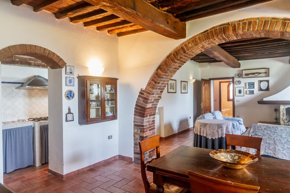 Agriturismo Bio Fattoria Casetta Hotel in Tuscany