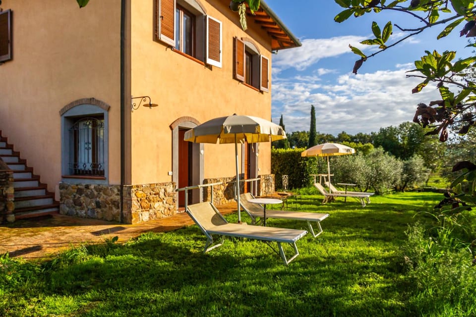Agriturismo Bio Fattoria Casetta Hotel in Tuscany