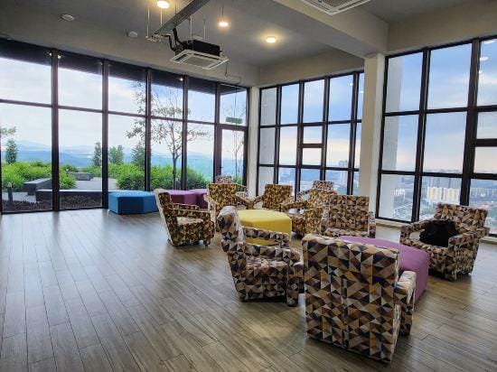 EkoCheras*Balcony* Sunshine&Cosy Condo Stay 3/4Pax Hotel in Federal Territory of Kuala Lumpur