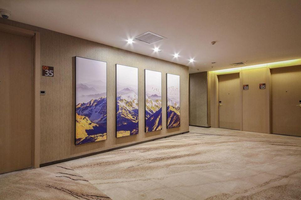H Crytal Hotel (Jinma Road, Dalian Development Zone) Hotel in Dalian
