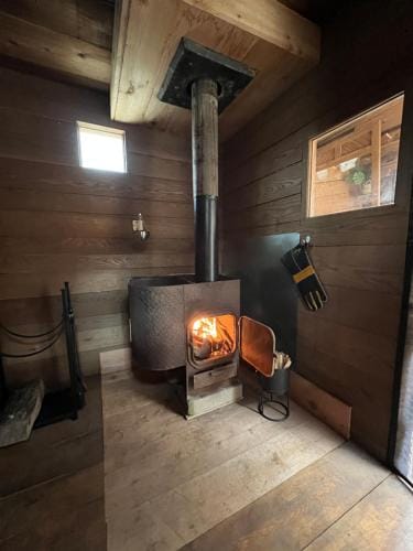 The Timber Nook at the Rustic Retreat Inn in Indiana