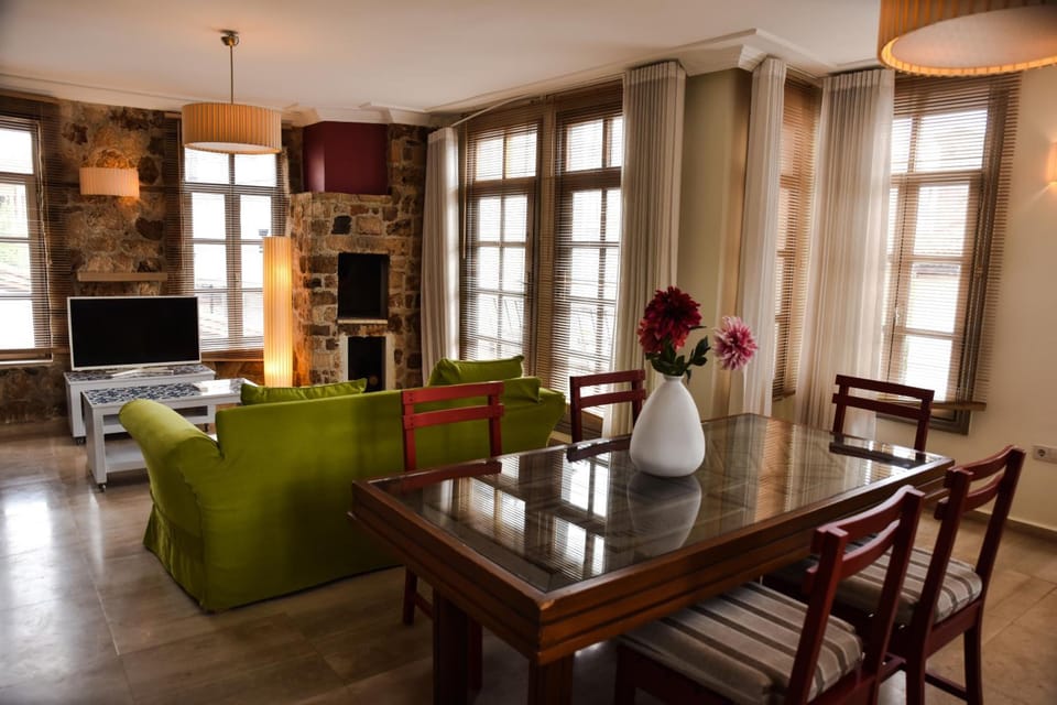Alp Pasa Hotel - Special Class Hotel in Antalya