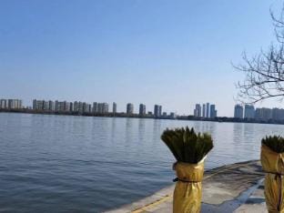 Good Blue House Hotel (Keqiao Textile Chengbei Market) Hotel in Hangzhou