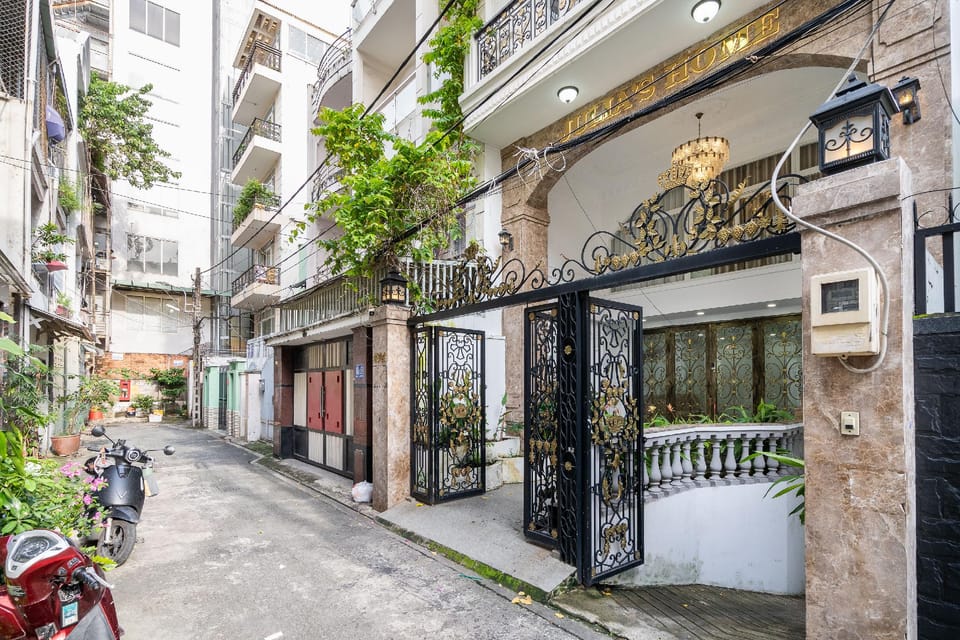 V Living Lam Son Apartment hotel in Ho Chi Minh City