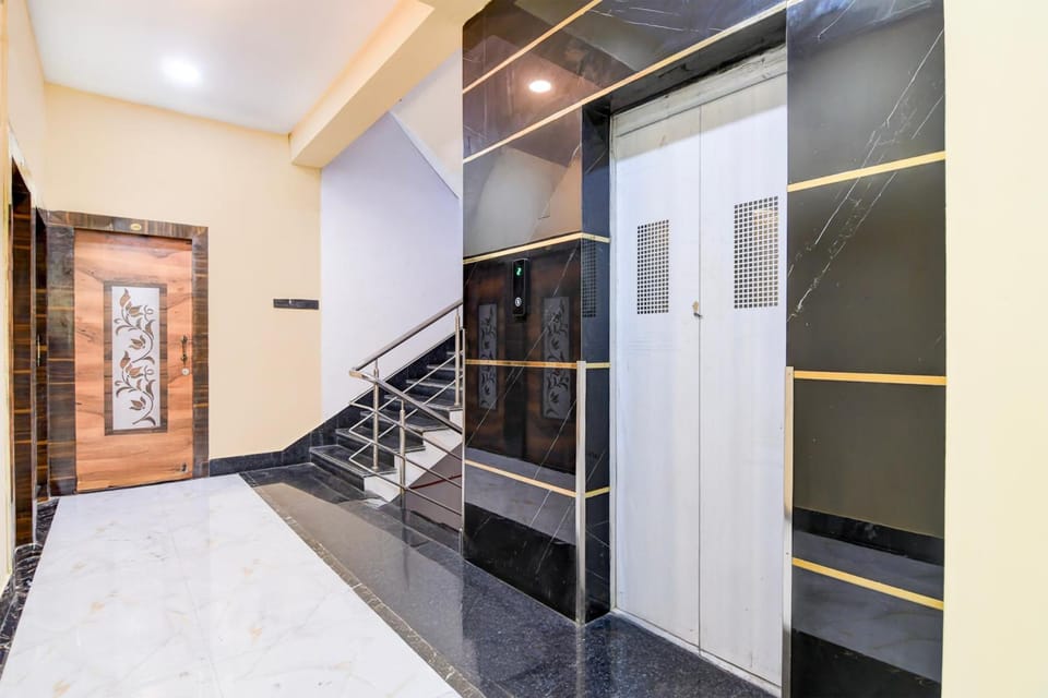 Super Collection O Shyam Bazar Metro Station Hotel in Kolkata