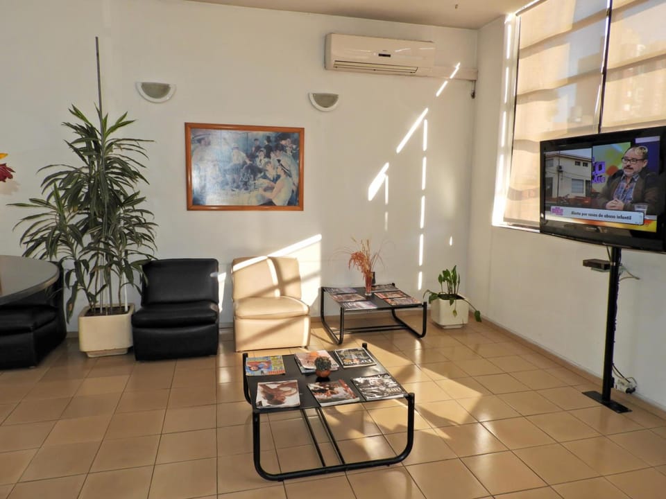 Hotel Tres Cruces Hotel in Montevideo Department, Uruguay