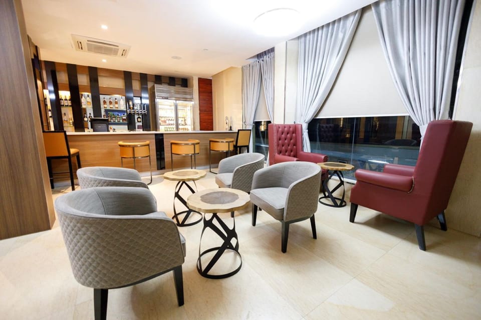 Bar/lounge