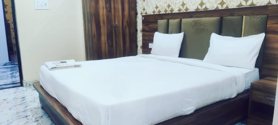 Hotel Raghubeer Temple Hotel in Varanasi
