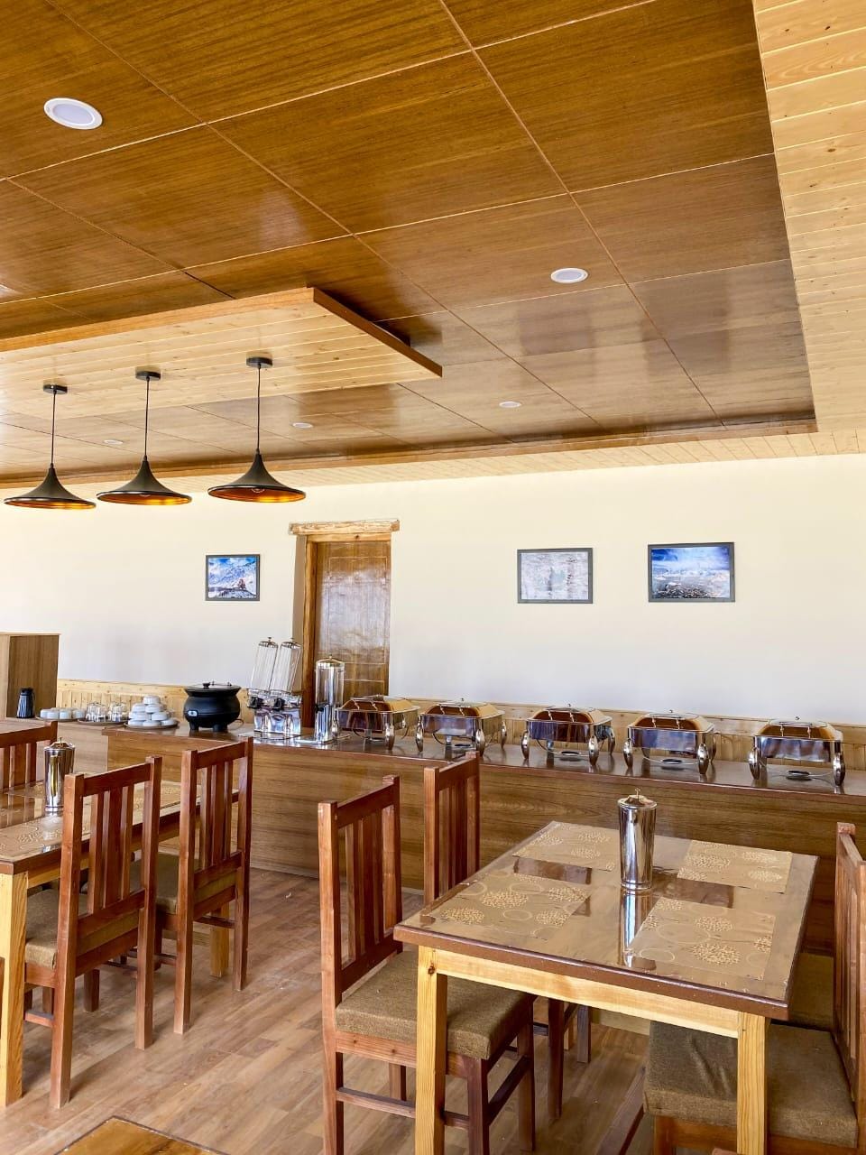 Falcon S Cottages Hotel in India