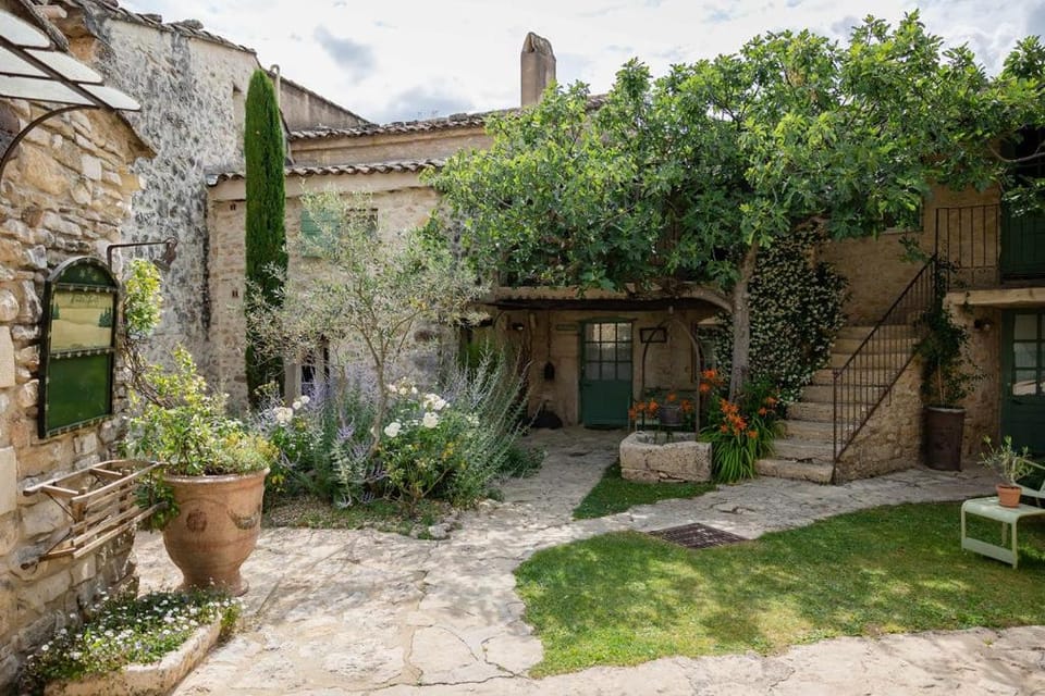 LA FERME DE LA HUPPE Hotel in Gordes