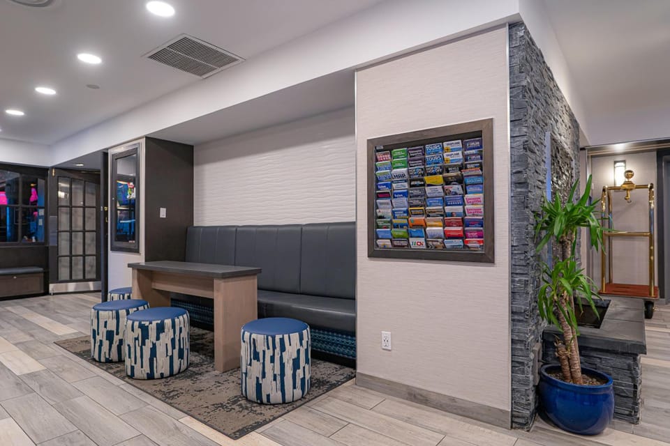 Best Western Plus Sands Hotel in Vancouver