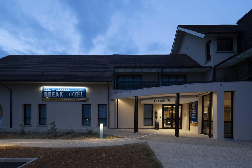 Break Hotel Hotel in Centre-Val de Loire