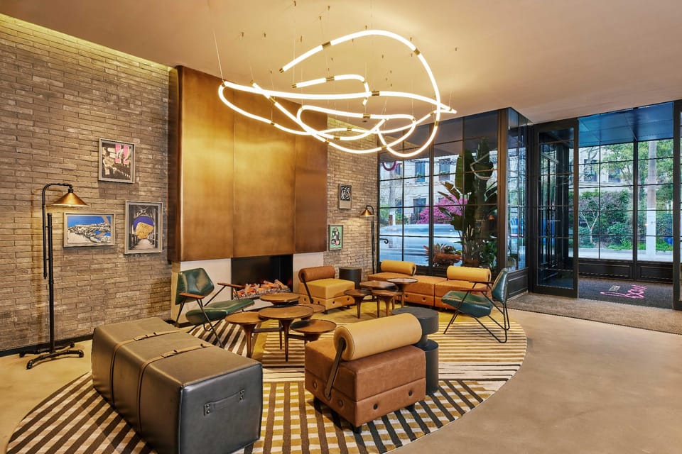 Moxy Shanghai Putuo Hotel in Shanghai