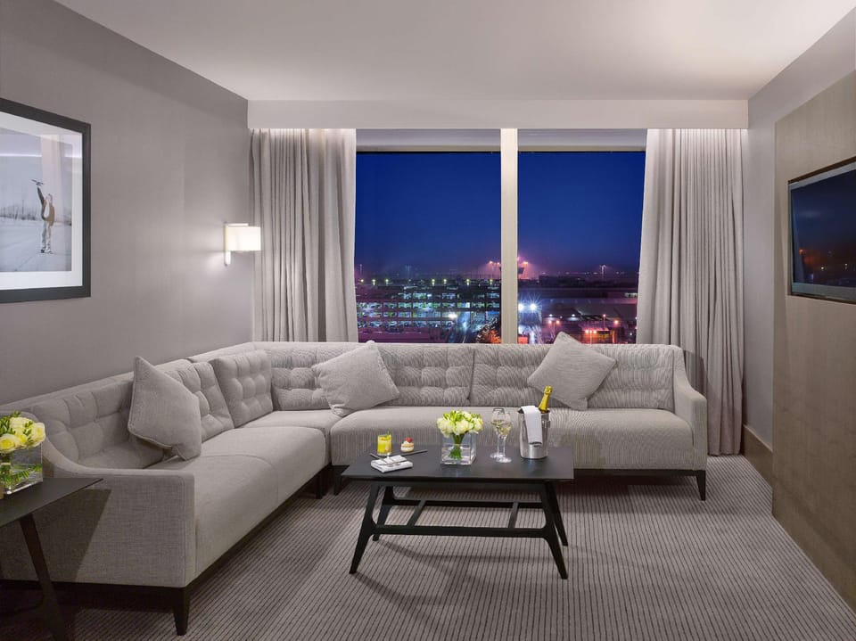 Suite room