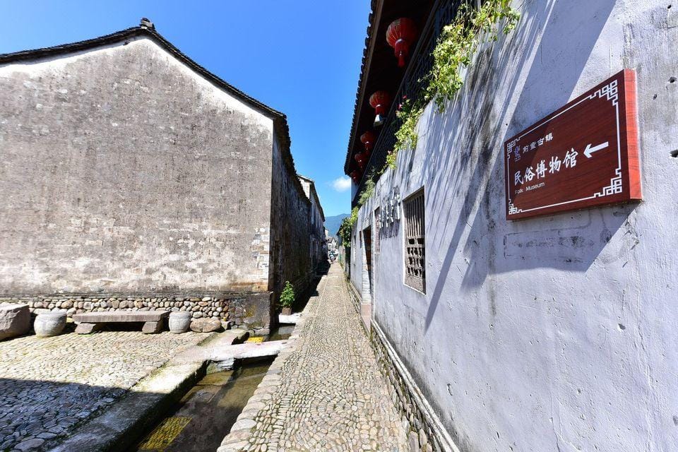 Qiantong Yishi Inn Hotel in Zhejiang
