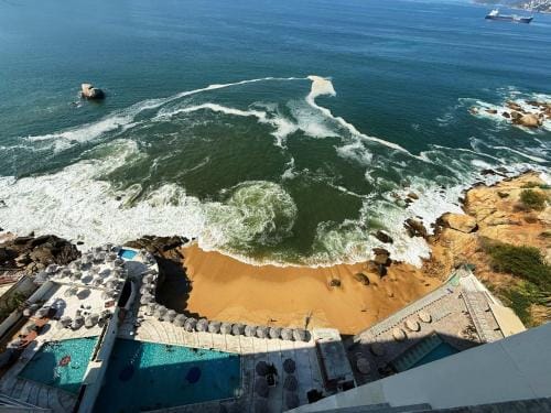 Torres Gemelas Acapulco Suites Hotel in Acapulco