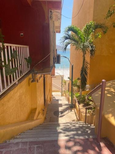 Hotel Rincon Madera Hotel in Zihuatanejo
