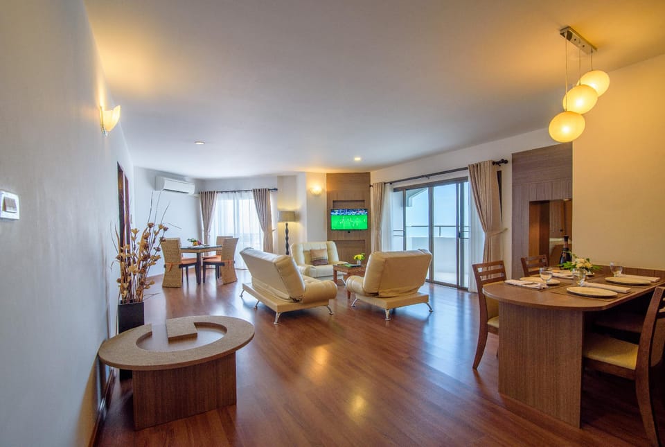 Golden Beach Cha-Am Hotel Hotel in Thailand