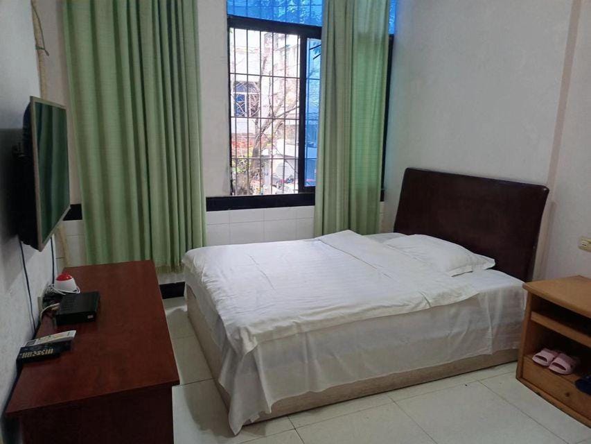 Ping'an Hostel Hotel in China