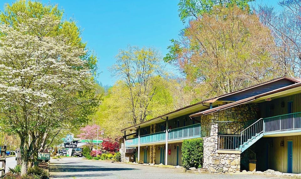 Newfound Lodge on the river Hotel in Cherokee
