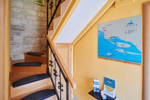 Apartments and rooms by the sea Trogir - 16844 Hotel in Trogir