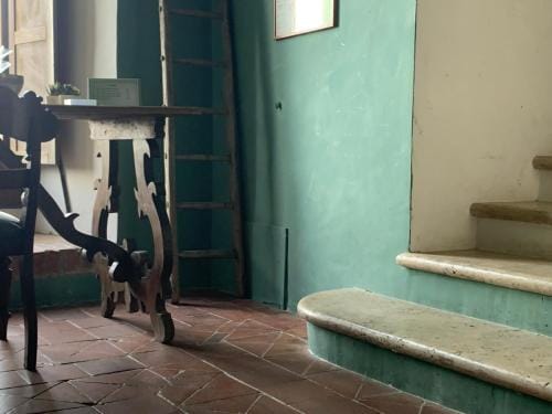 Castello Farnese, Roma, sulla Via Francigena Hotel in Rome