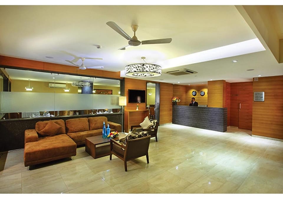 JK Park Residency Perambra Hotel in Kerala