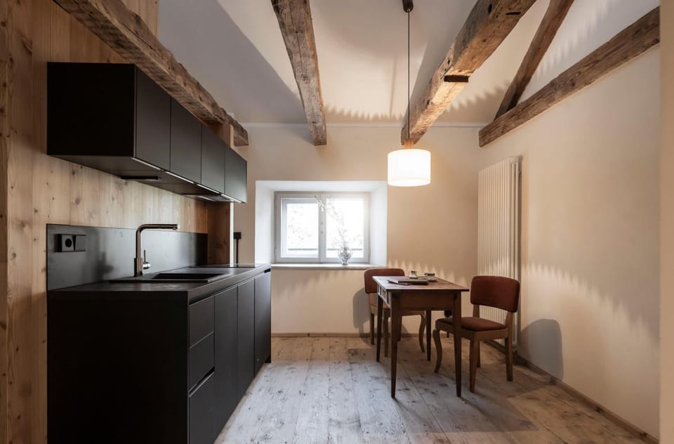 Ansitz Thierburg Suites Hotel in Merano