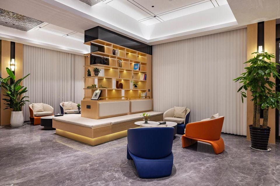 Yiwu NAYES Hotel -International Trade City Phase 1 Hotel in Hangzhou