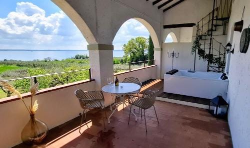 La Kascina Suite & Rooms Hotel in Lake Garda