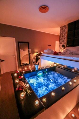 Alma Suites - Il Nido d'Amore Hotel in Livorno