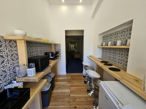 Be Your Home - Guest House Montegrappa Terrace Hotel in Civitavecchia