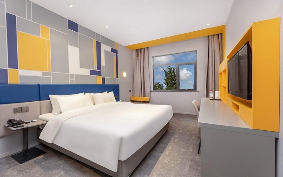 7Days Inn Hotel (Zhangjiagang Qichezongzhan Xianggangcheng) Hotel in Suzhou